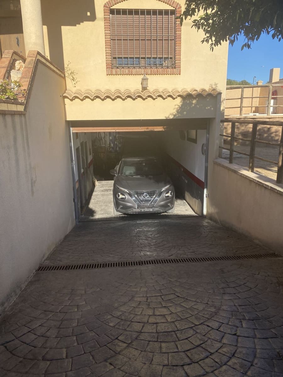 4 sovrum Villa till salu i Torremolinos med pool garage - 769 000 € (Ref: 9705105)