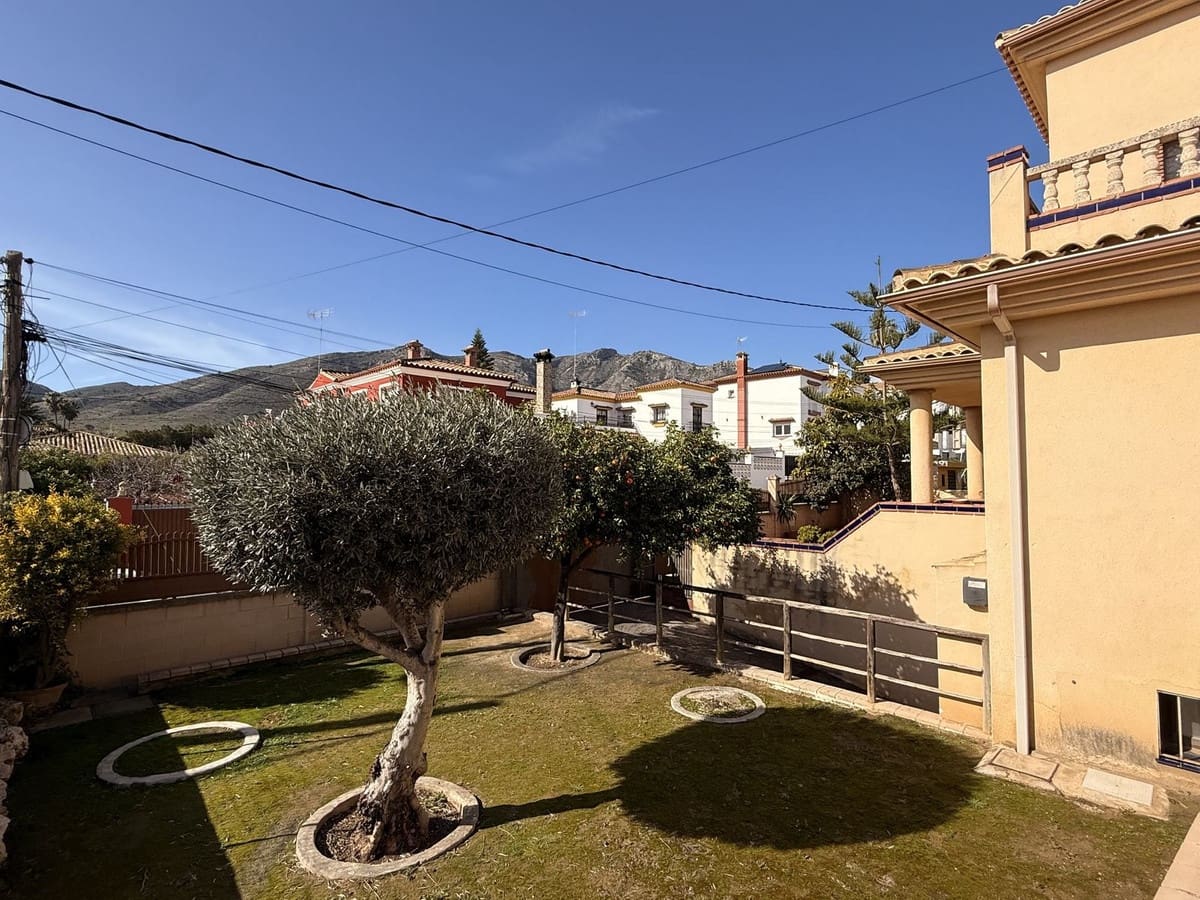 4 sovrum Villa till salu i Torremolinos med pool garage - 769 000 € (Ref: 9705105)