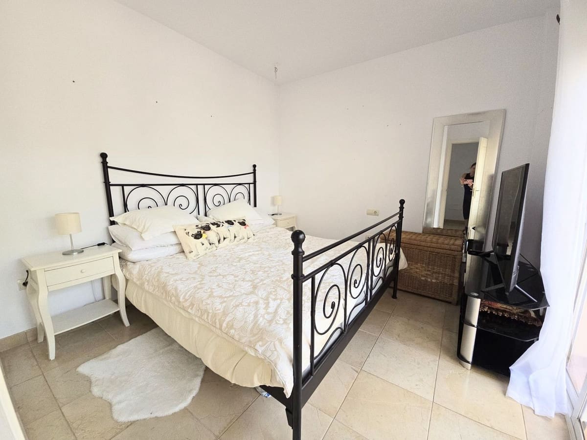 4 Zimmer Villa zu verkaufen in Riviera del Sol mit Pool - 795.000 € (Ref: 9705107)