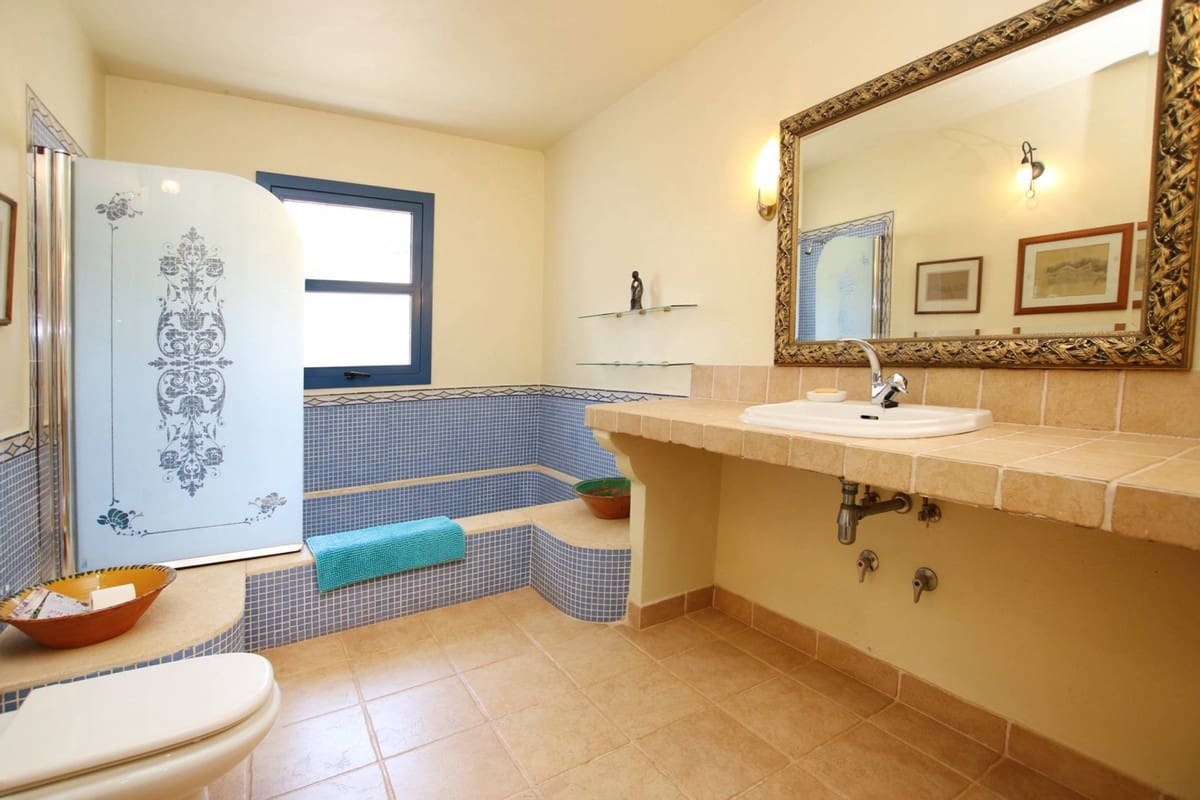 9 soveværelse Finca/Landehus til salg i Gaucin - € 1.550.000 (Ref: 9705111)