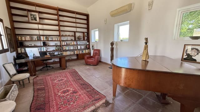 7 soveværelse Finca/Landehus til salg i Alhaurín el Grande med swimmingpool - € 1.200.000 (Ref: 9705113)