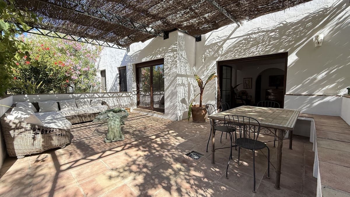 7 soveværelse Finca/Landehus til salg i Alhaurin el Grande med swimmingpool - € 1.200.000 (Ref: 9705113)