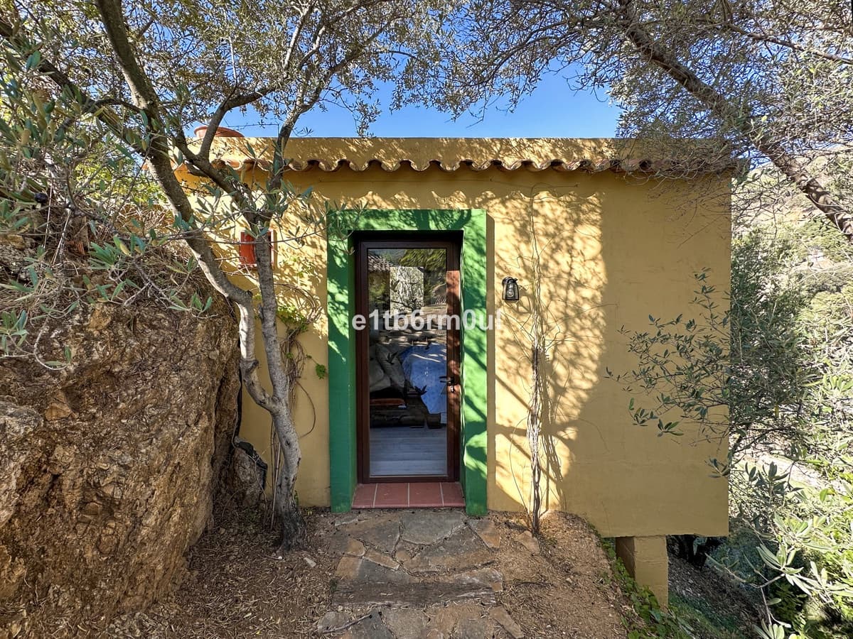 5 bedroom Finca/Country House for sale in Ojen with pool - € 1,500,000 (Ref: 9705116)