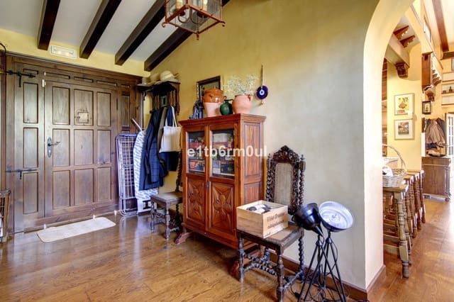 5 chambre Finca/Maison de Campagne à vendre à Ojen avec piscine - 1 500 000 € (Ref: 9705116)