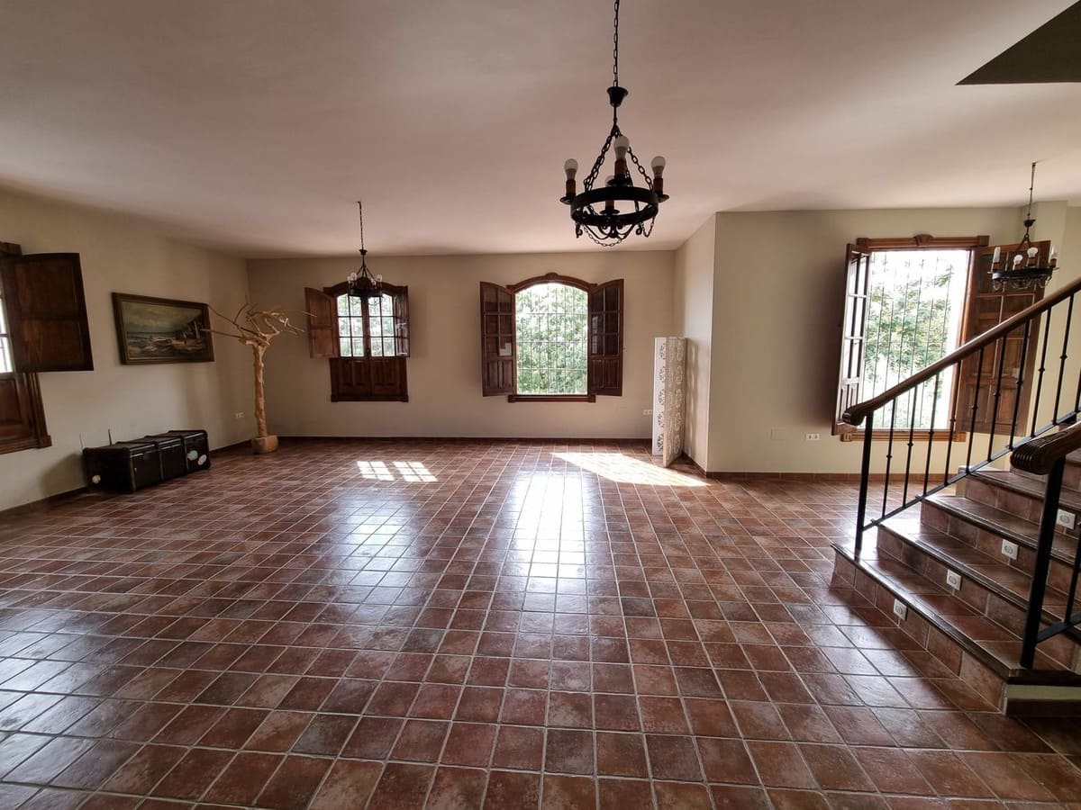 15 sypialnia Finka/Dom wiejski na sprzedaż w Miasto Malaga - 1 880 000 € (Ref: 9705117)