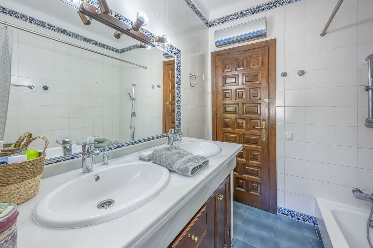 3 camera da letto Villa in vendita in Guadalmina con garage - 1.700.000 € (Rif: 9712122)