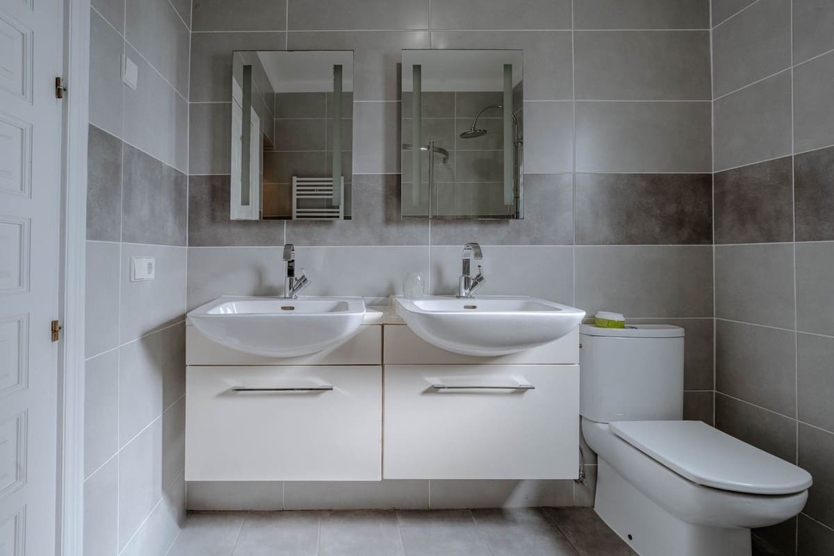 4 chambre Villa/Maison à vendre à El Paraiso avec piscine - 1 600 000 € (Ref: 9714853)