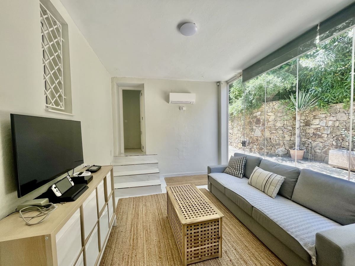 5 soveværelse Villa til salg i Sotogrande med swimmingpool garage - € 1.600.000 (Ref: 9714854)