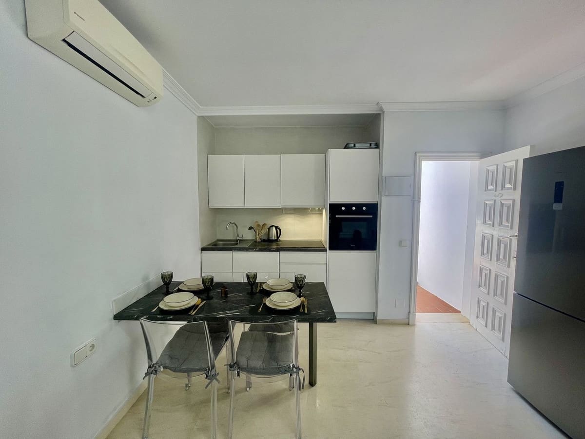 5 soveværelse Villa til salg i Sotogrande med swimmingpool garage - € 1.600.000 (Ref: 9714854)
