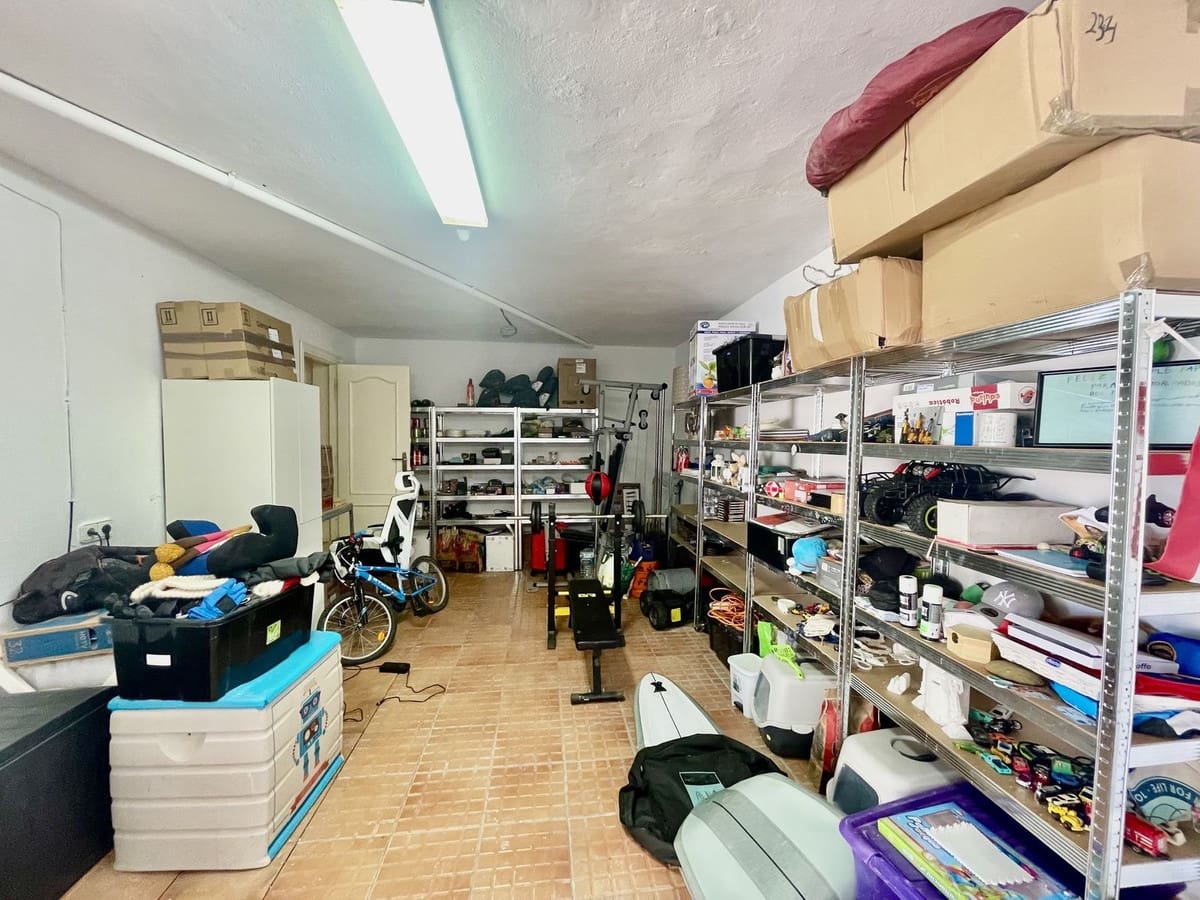 5 soveværelse Villa til salg i Sotogrande med swimmingpool garage - € 1.600.000 (Ref: 9714854)