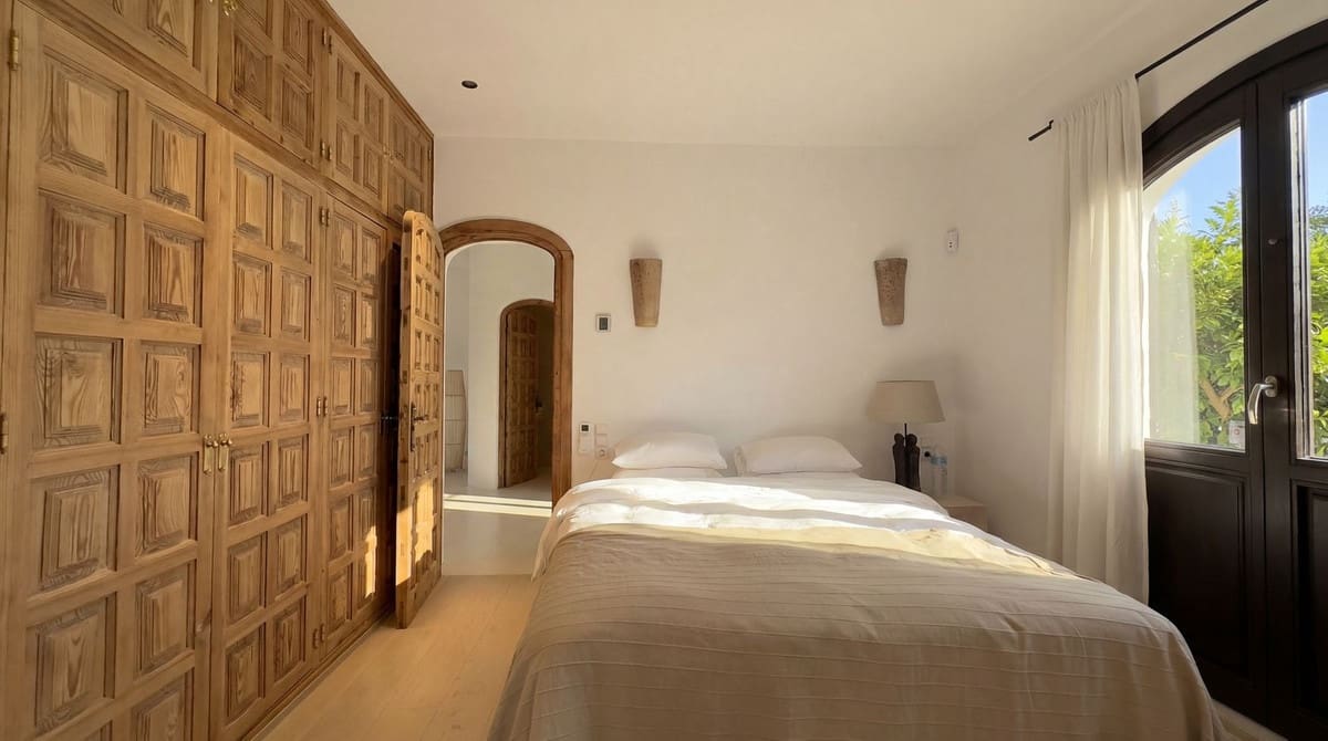 5 soverom Villa til salgs i Alhaurin el Grande med svømmebasseng garasje - € 2 150 000 (Ref: 9714855)