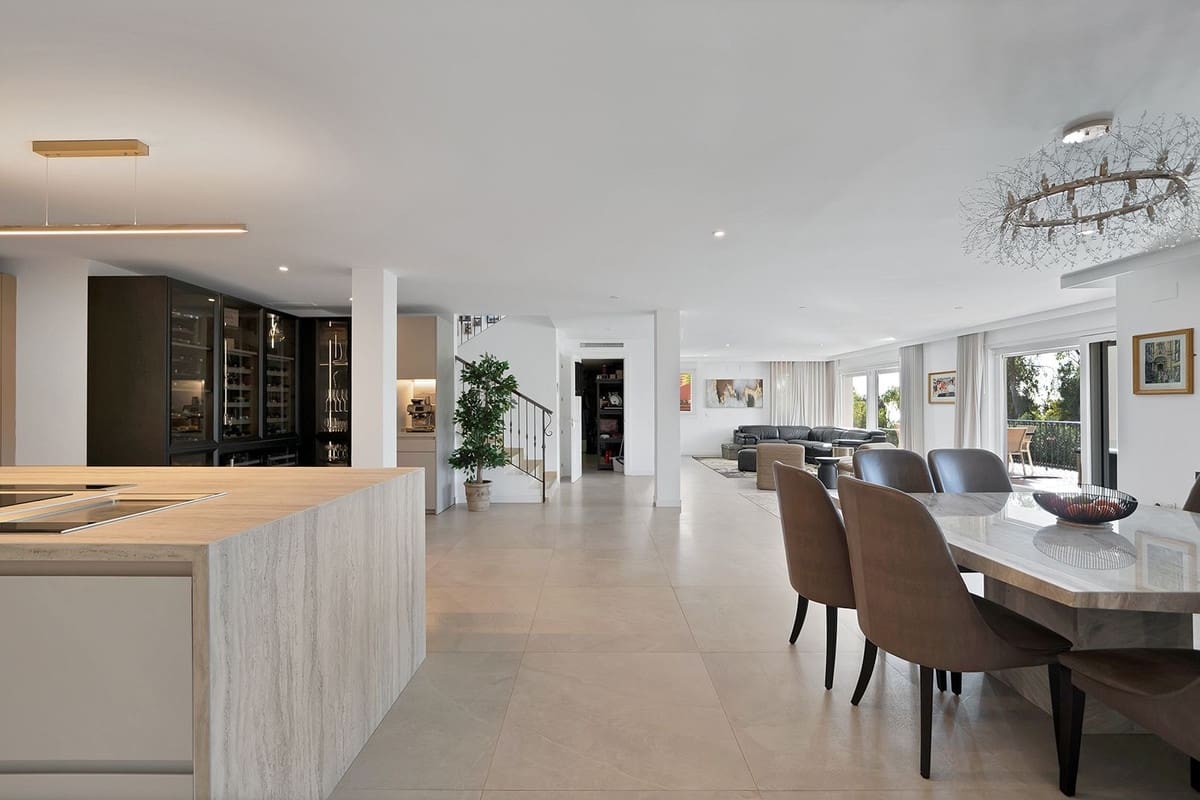 5 soverom Villa til salgs i Benalmadena med svømmebasseng - € 1 895 000 (Ref: 9729301)