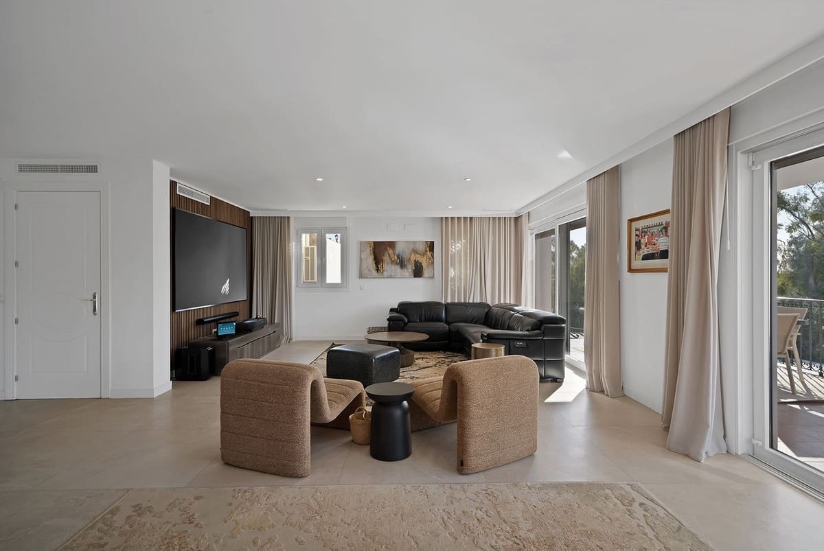 5 soverom Villa til salgs i Benalmadena med svømmebasseng - € 1 895 000 (Ref: 9729301)