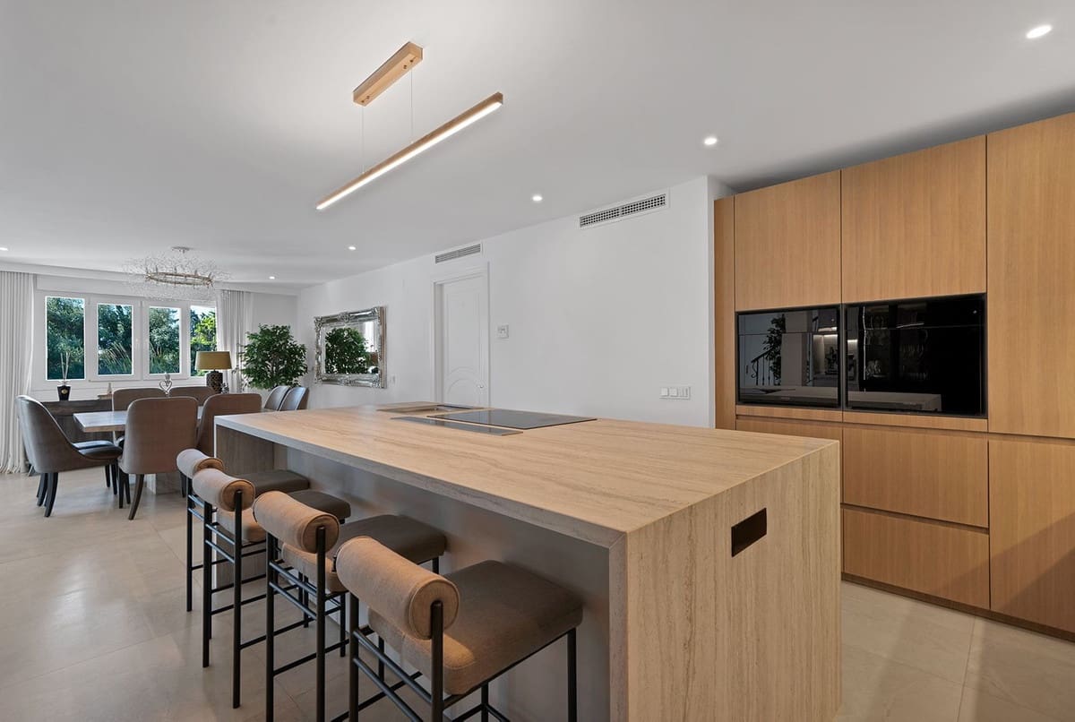 5 soverom Villa til salgs i Benalmadena med svømmebasseng - € 1 895 000 (Ref: 9729301)