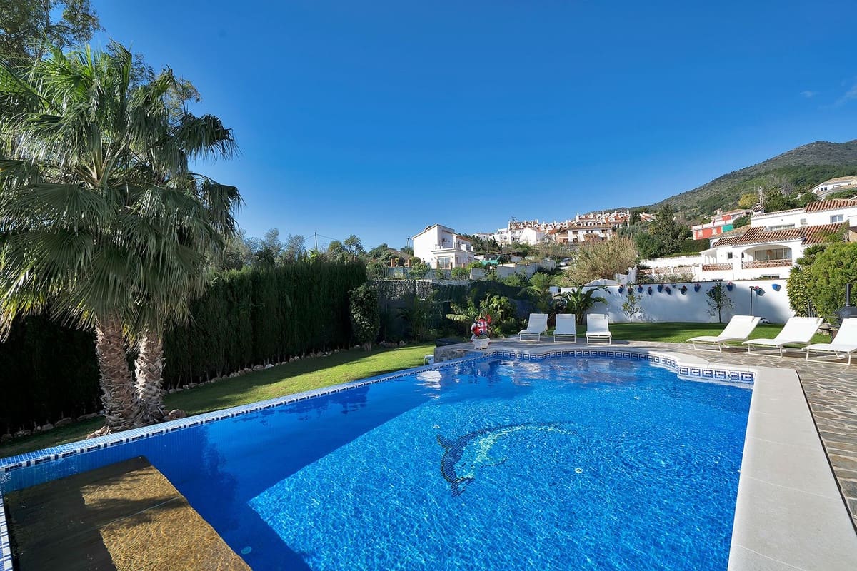 5 soverom Villa til salgs i Benalmadena med svømmebasseng - € 1 895 000 (Ref: 9729301)