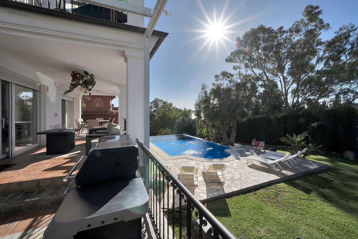5 soverom Villa til salgs i Benalmadena med svømmebasseng - € 1 895 000 (Ref: 9729301)
