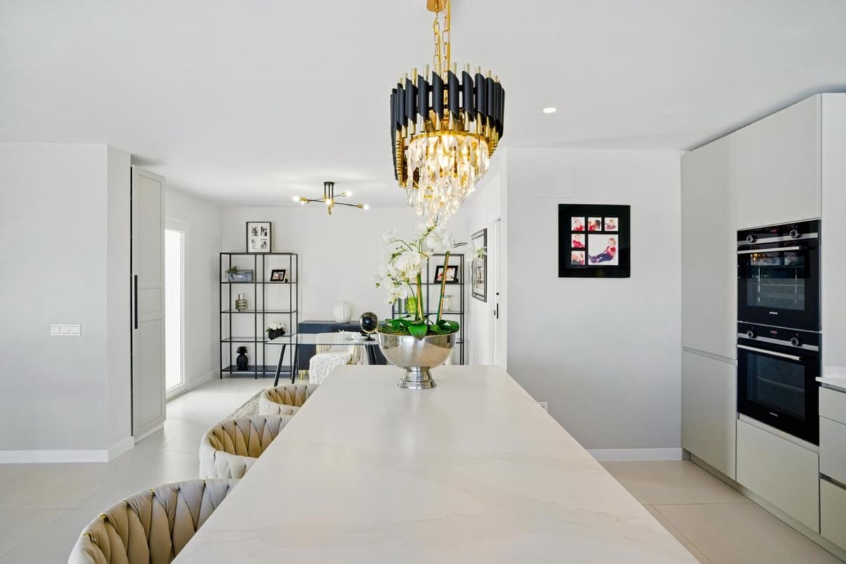 4 chambre Villa/Maison à vendre à La Cala de Mijas avec piscine garage - 1 895 000 € (Ref: 9729302)