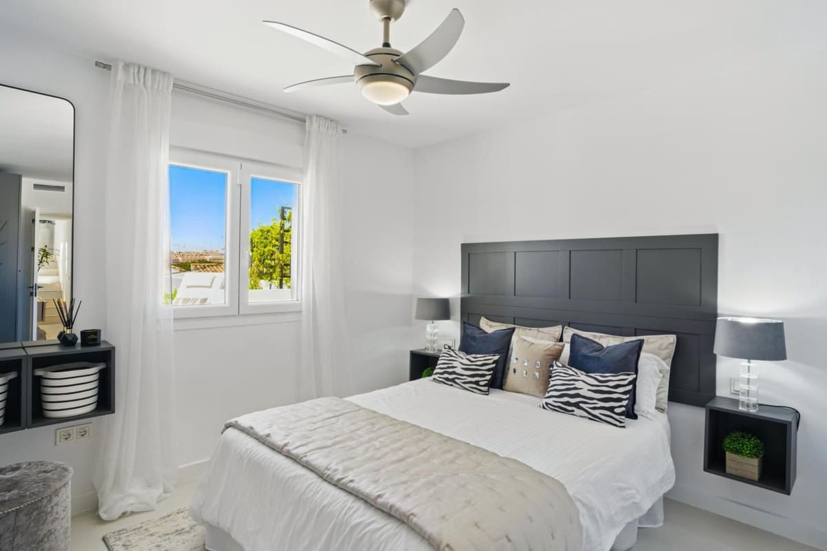 4 chambre Villa/Maison à vendre à La Cala de Mijas avec piscine garage - 1 895 000 € (Ref: 9729302)