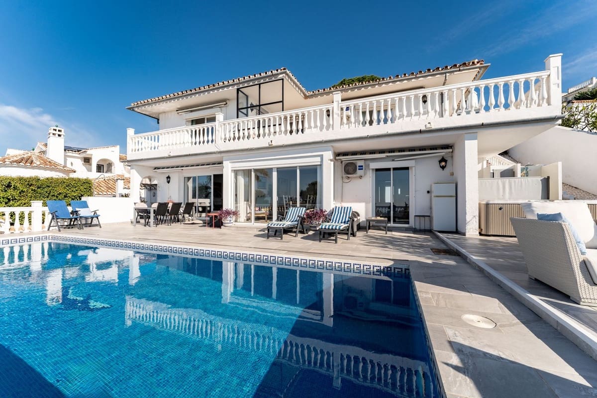 6 sypialnia Willa na sprzedaż w La Cala de Mijas z basenem - 1 695 000 € (Ref: 9729303)