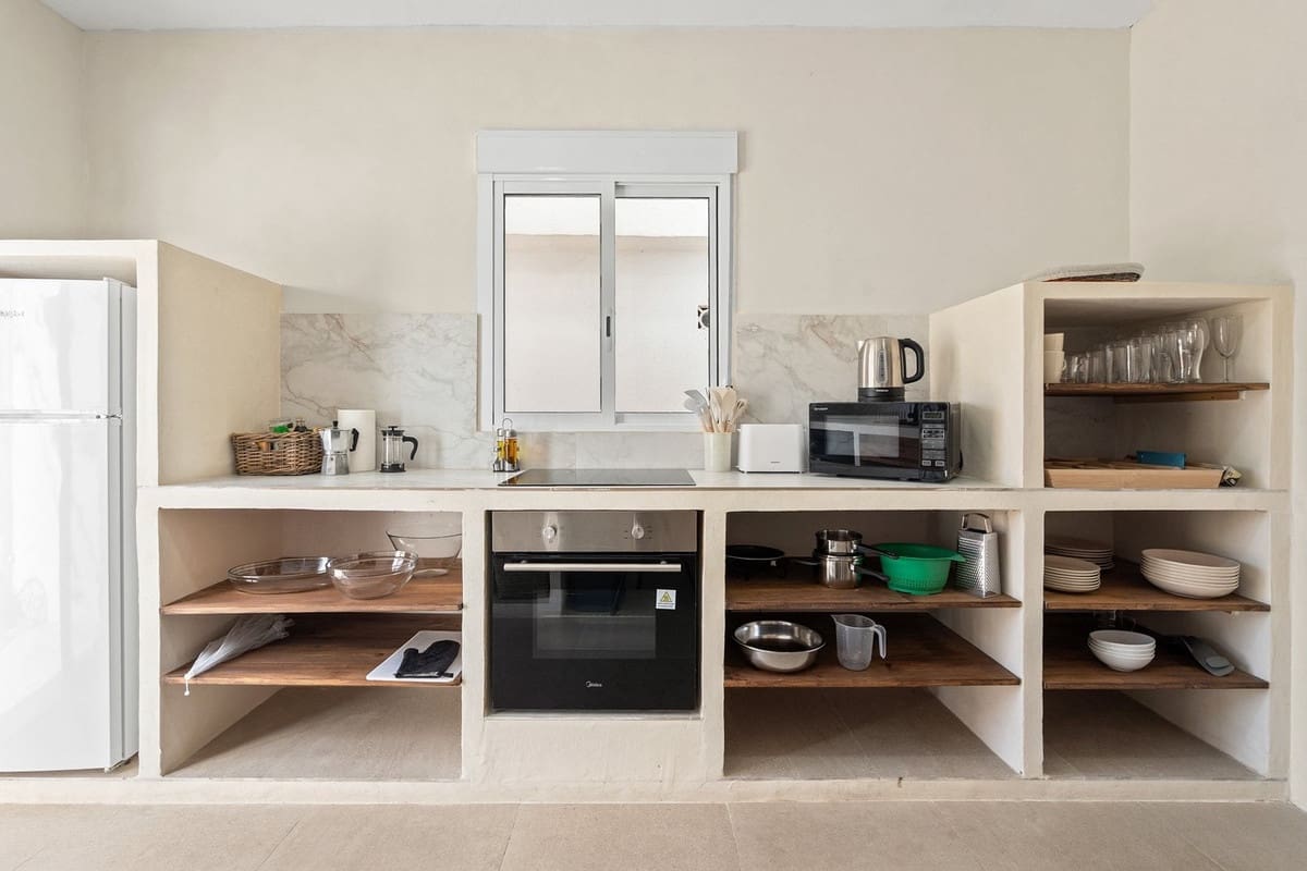 12 slaapkamer Hotel te koop in Sotogrande met zwembad garage - € 5.500.000 (Ref: 9730228)