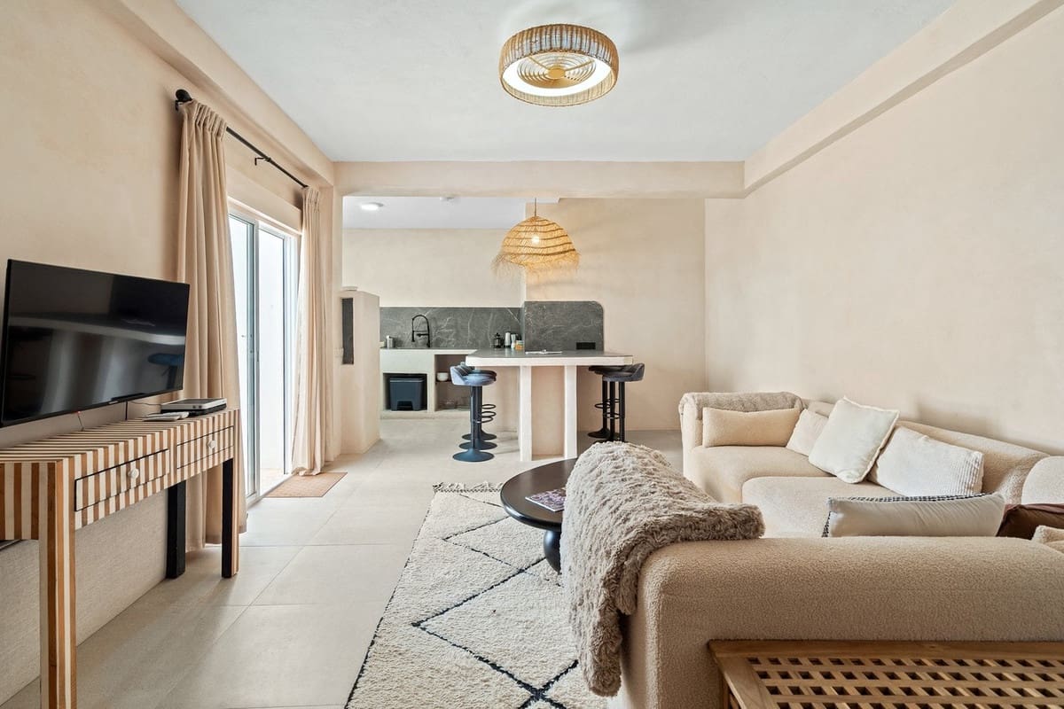 12 slaapkamer Hotel te koop in Sotogrande met zwembad garage - € 5.500.000 (Ref: 9730228)