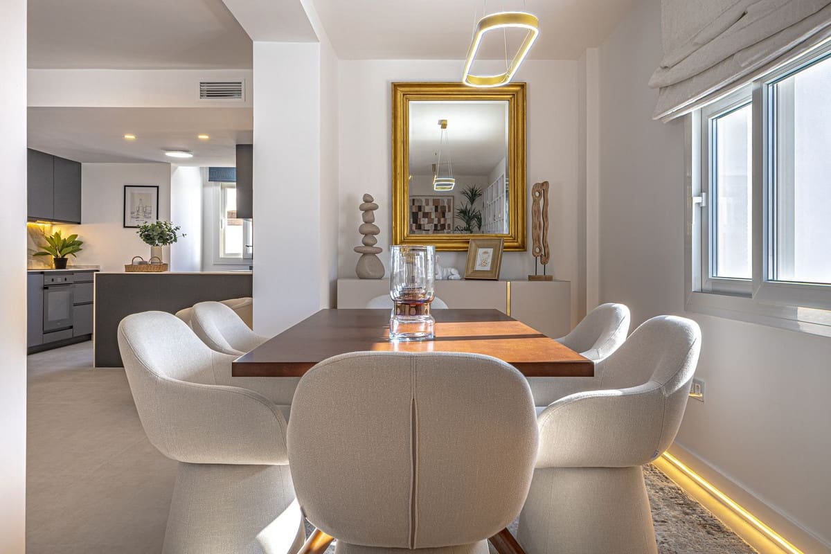 3 bedroom Villa for sale in Mijas Costa with pool - € 1,450,000 (Ref: 9732018)