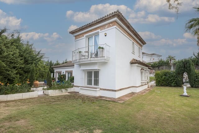 4 Zimmer Villa zu verkaufen in Sotogrande Costa, San Roque mit Pool - 950.000 € (Ref: 9732019)