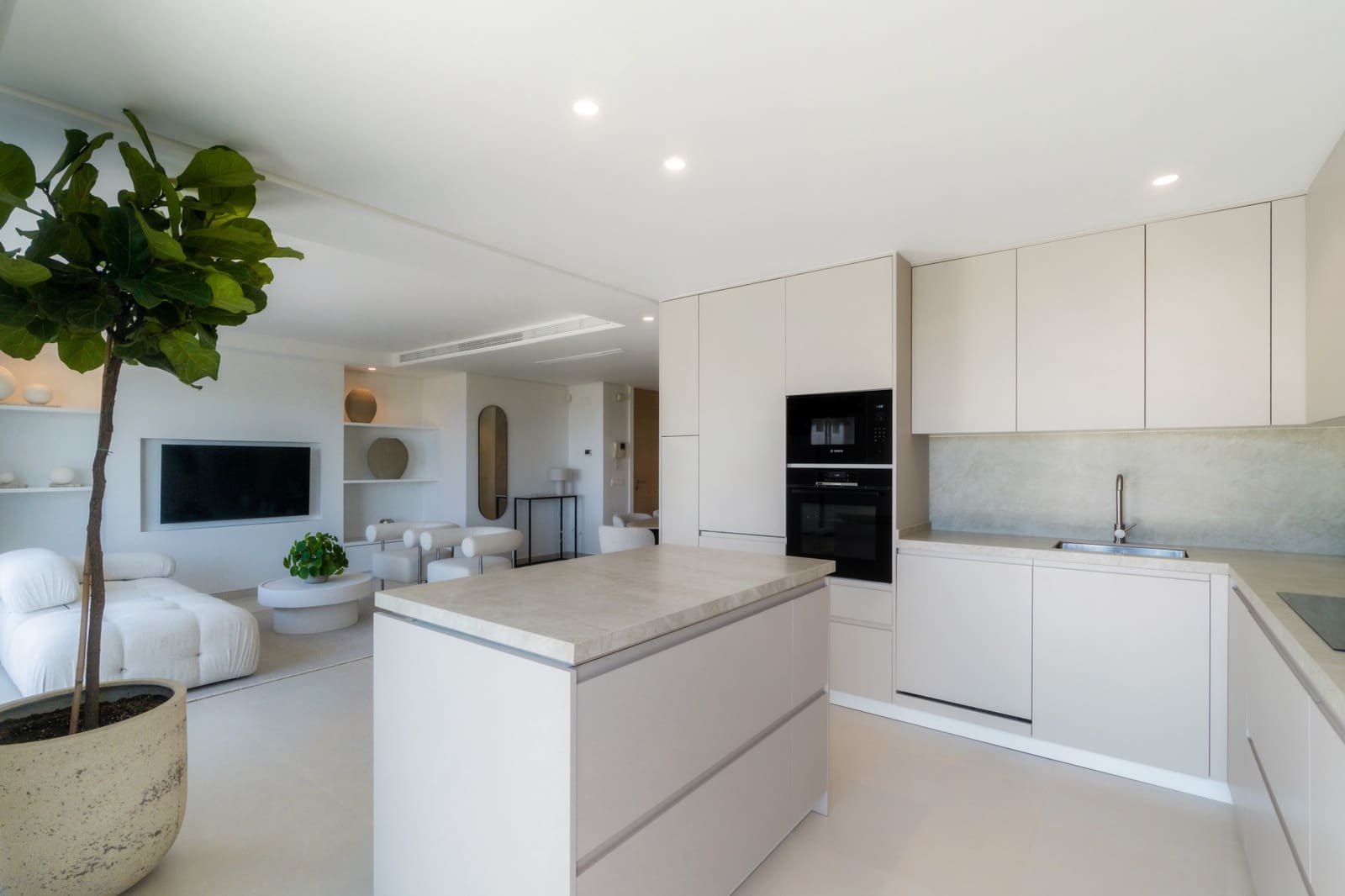 3 quarto Penthouse para venda em Benahavis com piscina garagem - 1 500 000 € (Ref: 9743212)