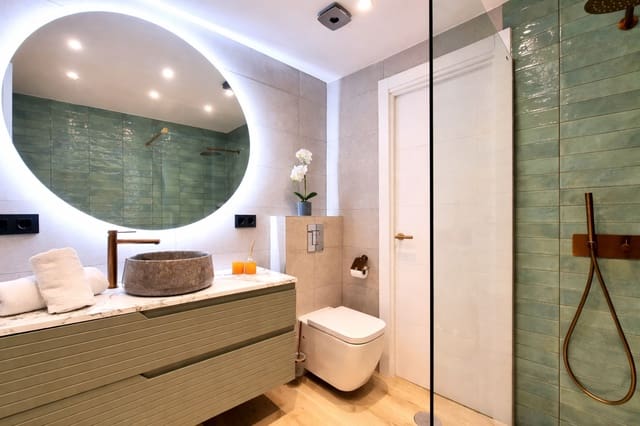 1 slaapkamer Appartement te koop in Riviera del Sol, Mijas met zwembad - € 599.000 (Ref: 9823273)
