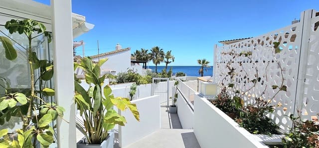 3 chambre Villa/Maison à vendre à Bahía Dorada, Estepona avec piscine - 1 190 000 € (Ref: 9823274)