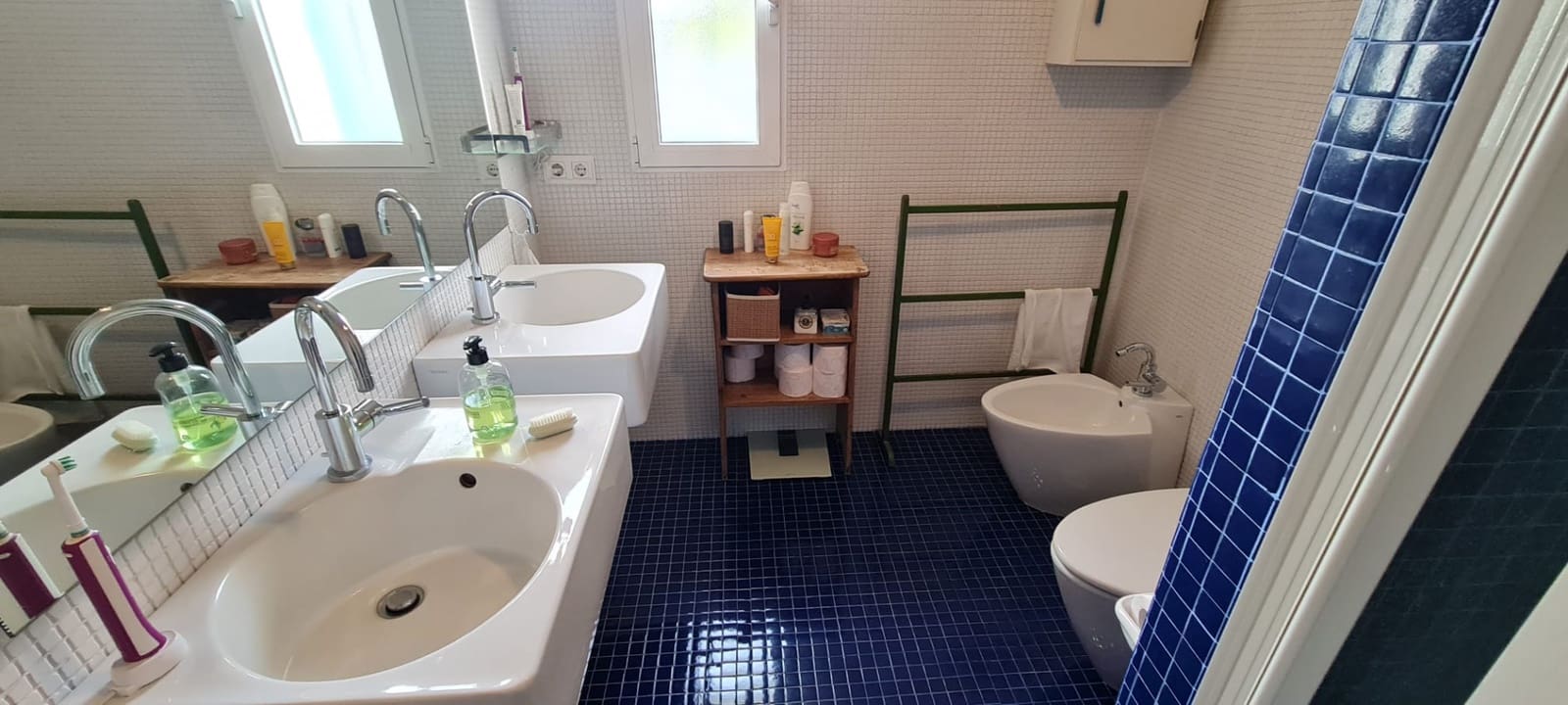 4 soveværelse Villa til salg i Estepona med swimmingpool - € 1.370.000 (Ref: 9823276)