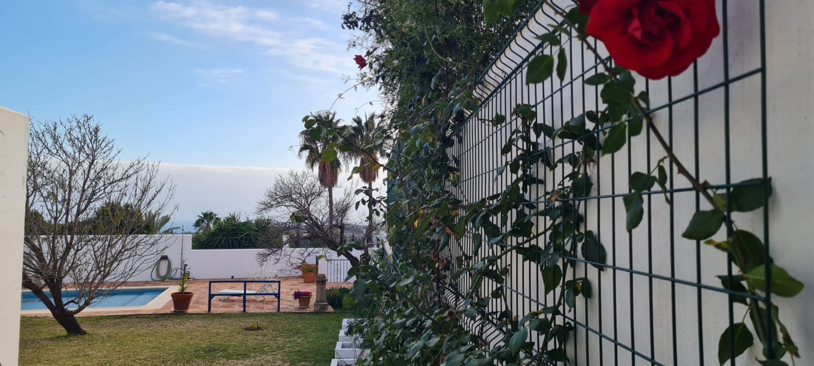4 soveværelse Villa til salg i Estepona med swimmingpool - € 1.370.000 (Ref: 9823276)