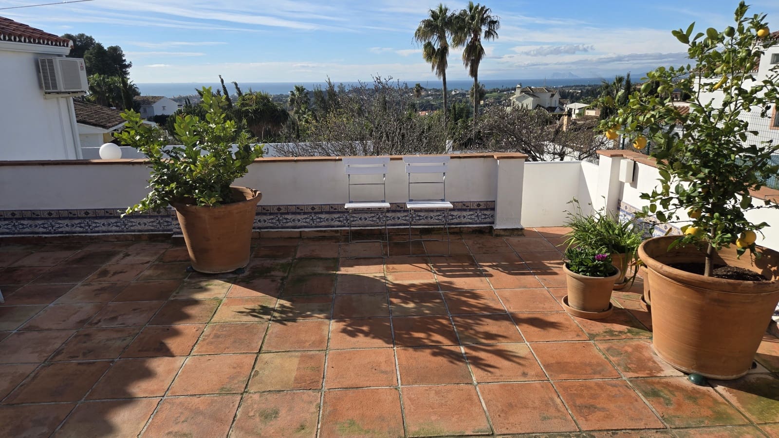 4 soveværelse Villa til salg i Estepona med swimmingpool - € 1.370.000 (Ref: 9823276)