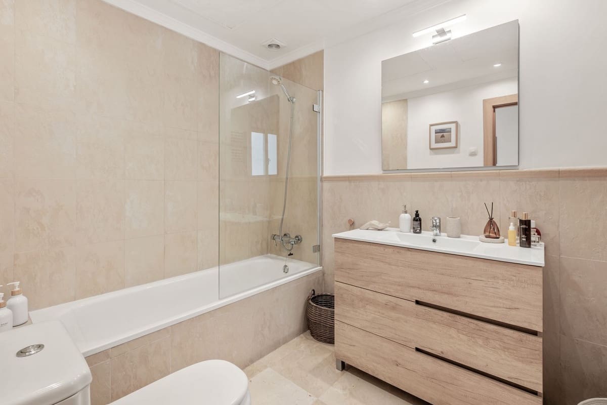 4 camera da letto Villa in vendita in Estepona con piscina - 1.695.000 € (Rif: 9823278)