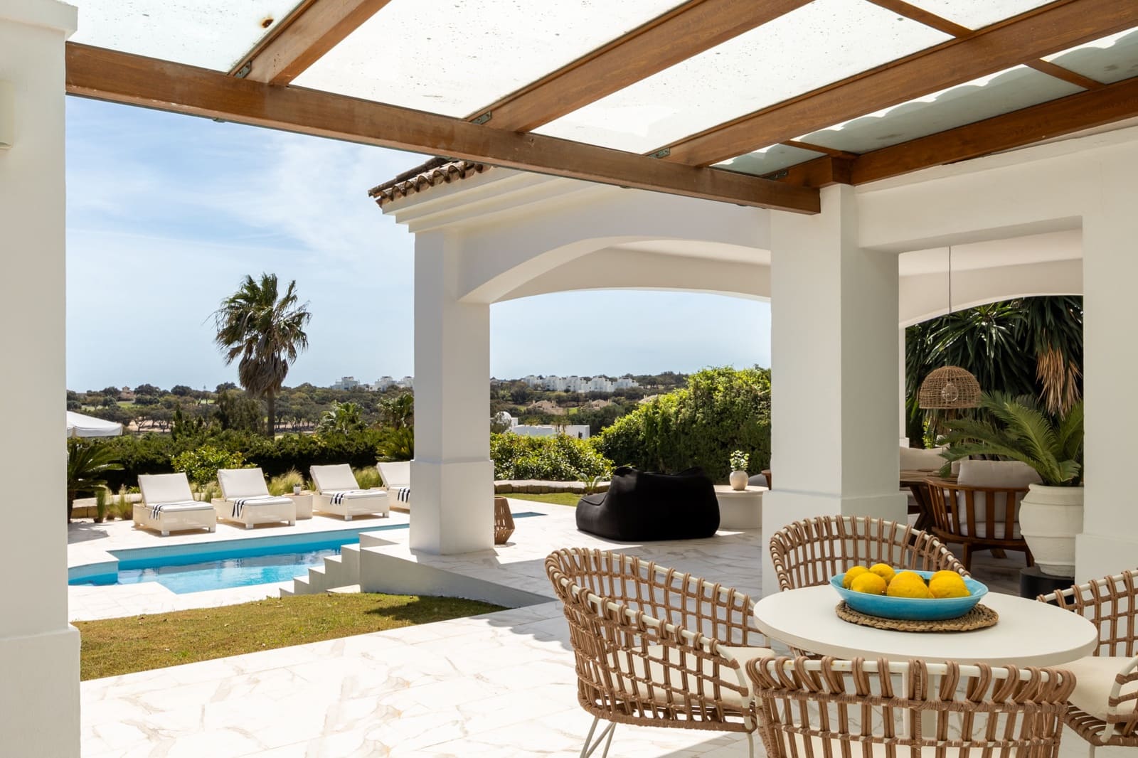 3 bedroom Villa for sale in Sotogrande with pool - € 1,795,000 (Ref: 9823280)