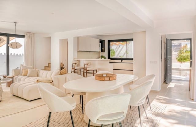 4 chambre Villa/Maison à vendre à La Dama de Noche - La Alzambra, Marbella avec piscine - 1 795 000 € (Ref: 9823281)