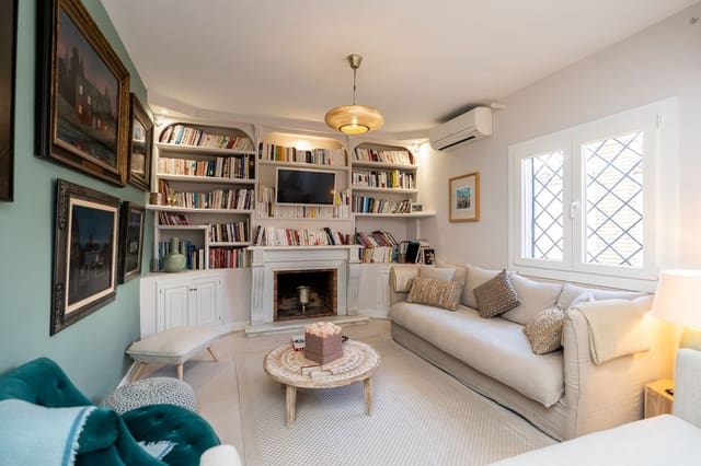 5 camera da letto Villa in vendita in San Pedro de Alcántara Pueblo, Marbella con piscina - 1.950.000 € (Rif: 9823284)