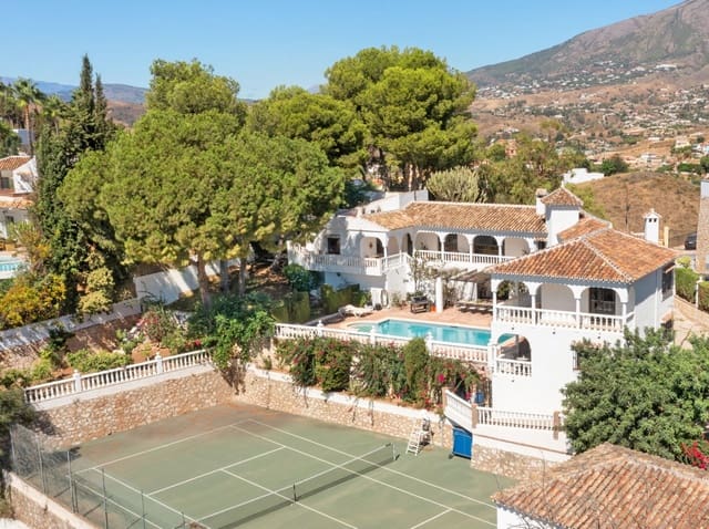 6 chambre Villa/Maison à vendre à Riviera del Sol, Mijas avec piscine - 1 995 000 € (Ref: 9823286)