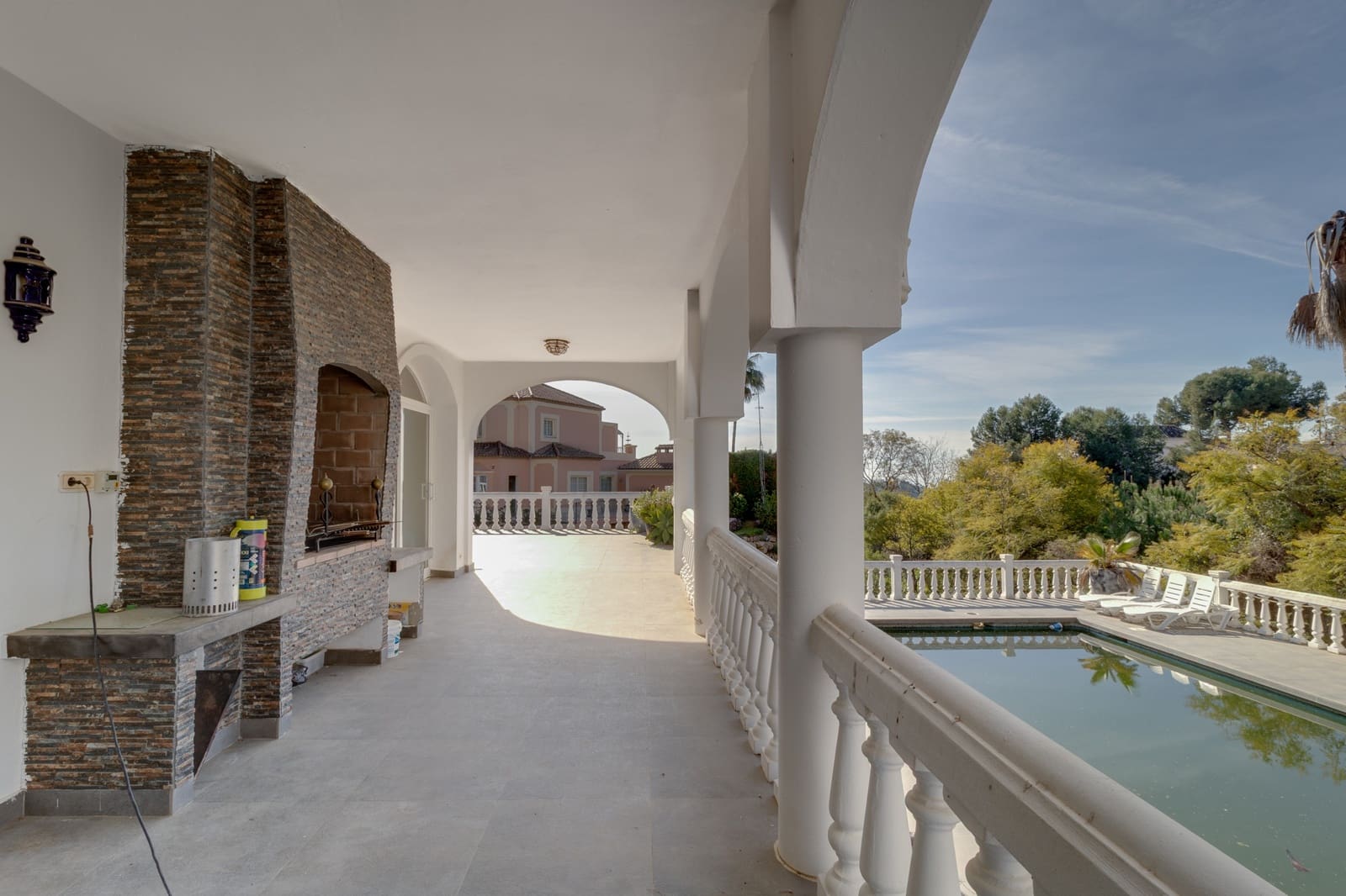 4 soverom Villa til salgs i Benahavis med svømmebasseng - € 1 700 000 (Ref: 9823297)