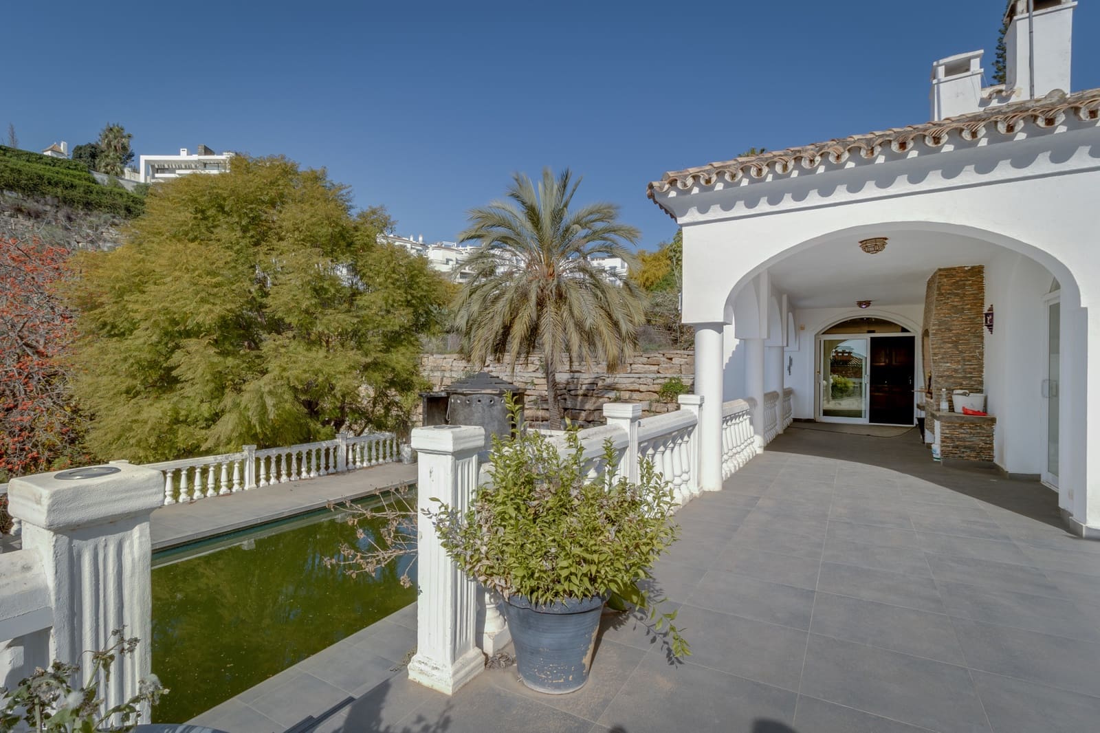 4 soverom Villa til salgs i Benahavis med svømmebasseng - € 1 700 000 (Ref: 9823297)