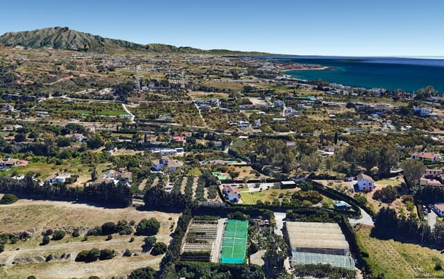 4 soverom Villa til salgs i El Padrón, Estepona med svømmebasseng - € 2 000 000 (Ref: 9823300)