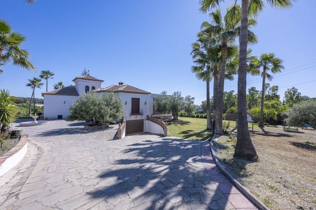 4 soverom Villa til salgs i El Padrón, Estepona med svømmebasseng - € 2 000 000 (Ref: 9823300)
