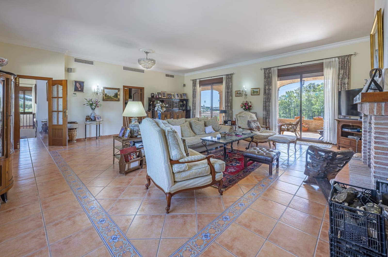4 soverom Villa til salgs i El Padron med svømmebasseng - € 2 000 000 (Ref: 9823300)