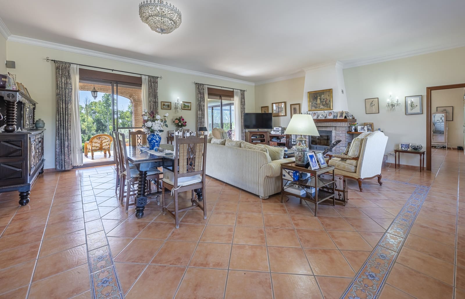 4 soverom Villa til salgs i El Padron med svømmebasseng - € 2 000 000 (Ref: 9823300)