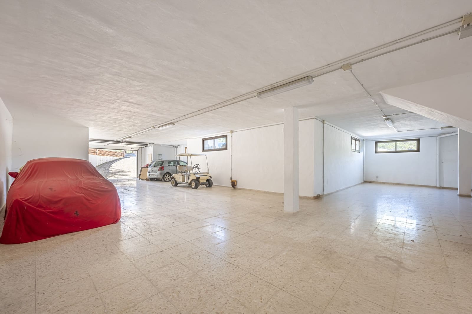 4 soverom Villa til salgs i El Padron med svømmebasseng - € 2 000 000 (Ref: 9823300)