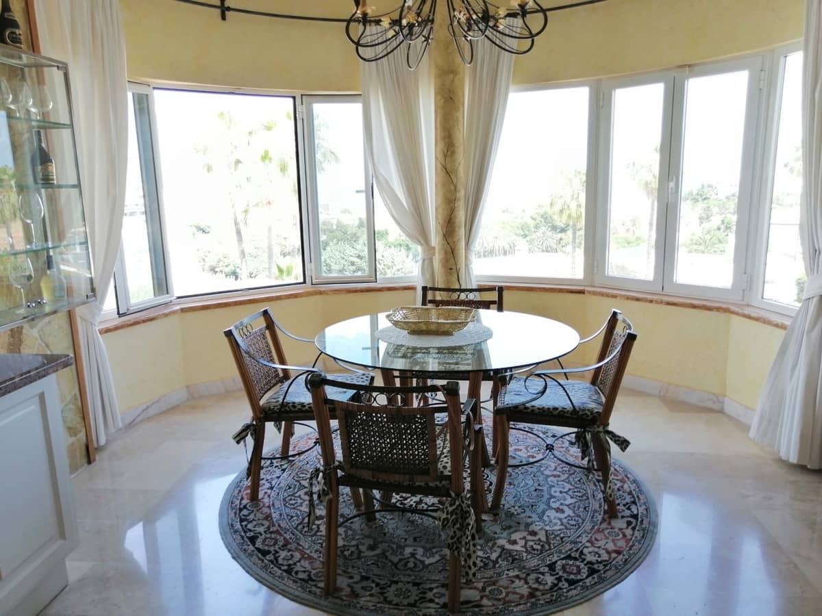 7 soveværelse Villa til salg i Benalmadena med swimmingpool - € 2.195.000 (Ref: 9823301)