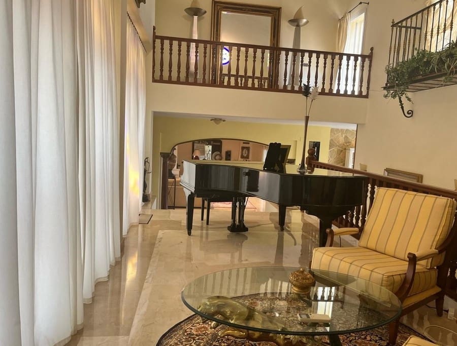 7 soveværelse Villa til salg i Benalmadena med swimmingpool - € 2.195.000 (Ref: 9823301)