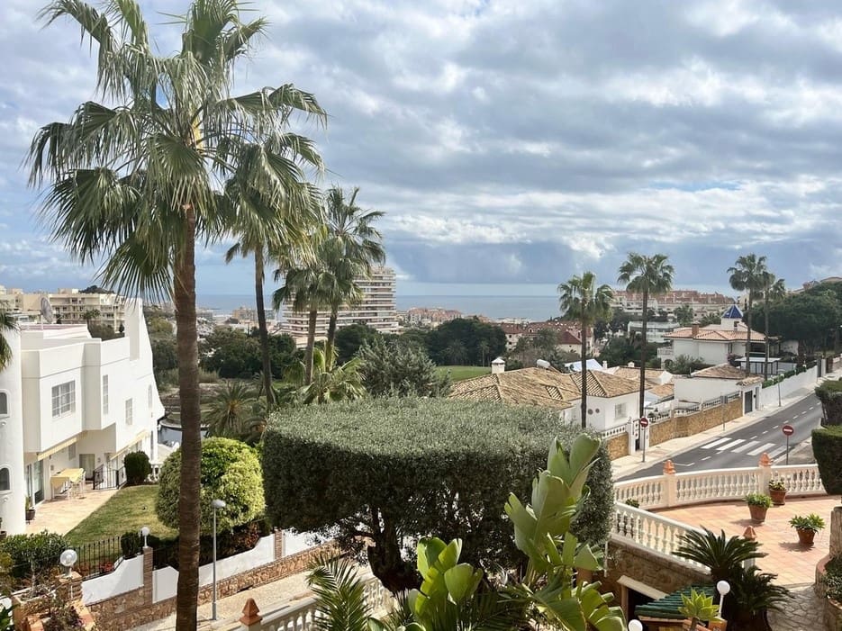7 soveværelse Villa til salg i Benalmadena med swimmingpool - € 2.195.000 (Ref: 9823301)