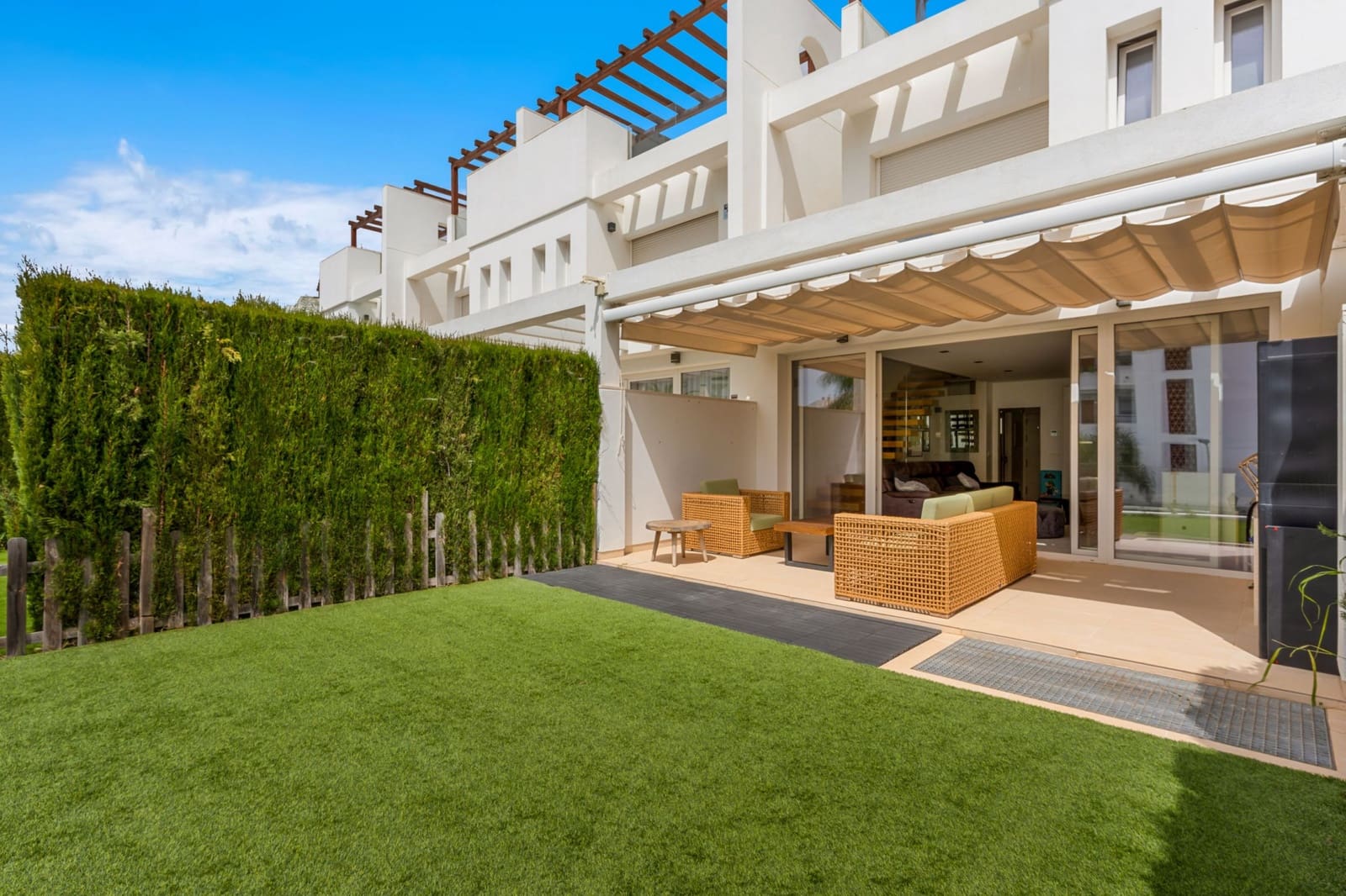 4 makuuhuone Omakotitalo myytävänä paikassa Mijas Costa mukana uima-altaan - 860 000 € (Ref: 9823305)