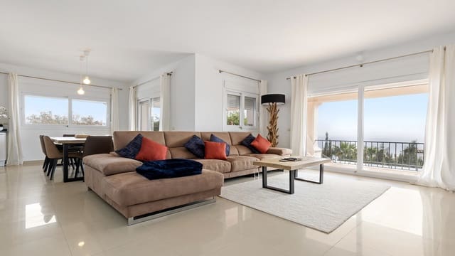 4 quarto Moradia para venda em Manilva Pueblo, Manilva com piscina - 1 450 000 € (Ref: 9823311)